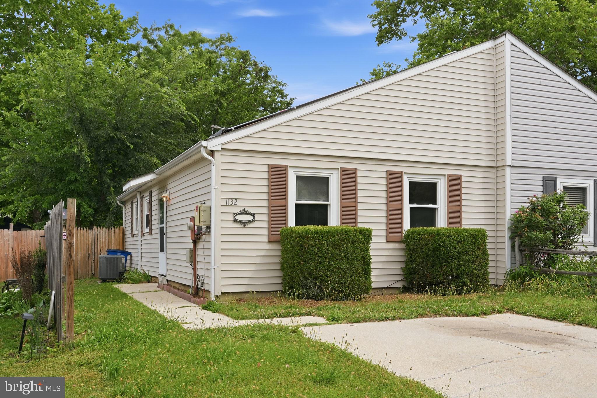 1132 TYLER AVENUE
