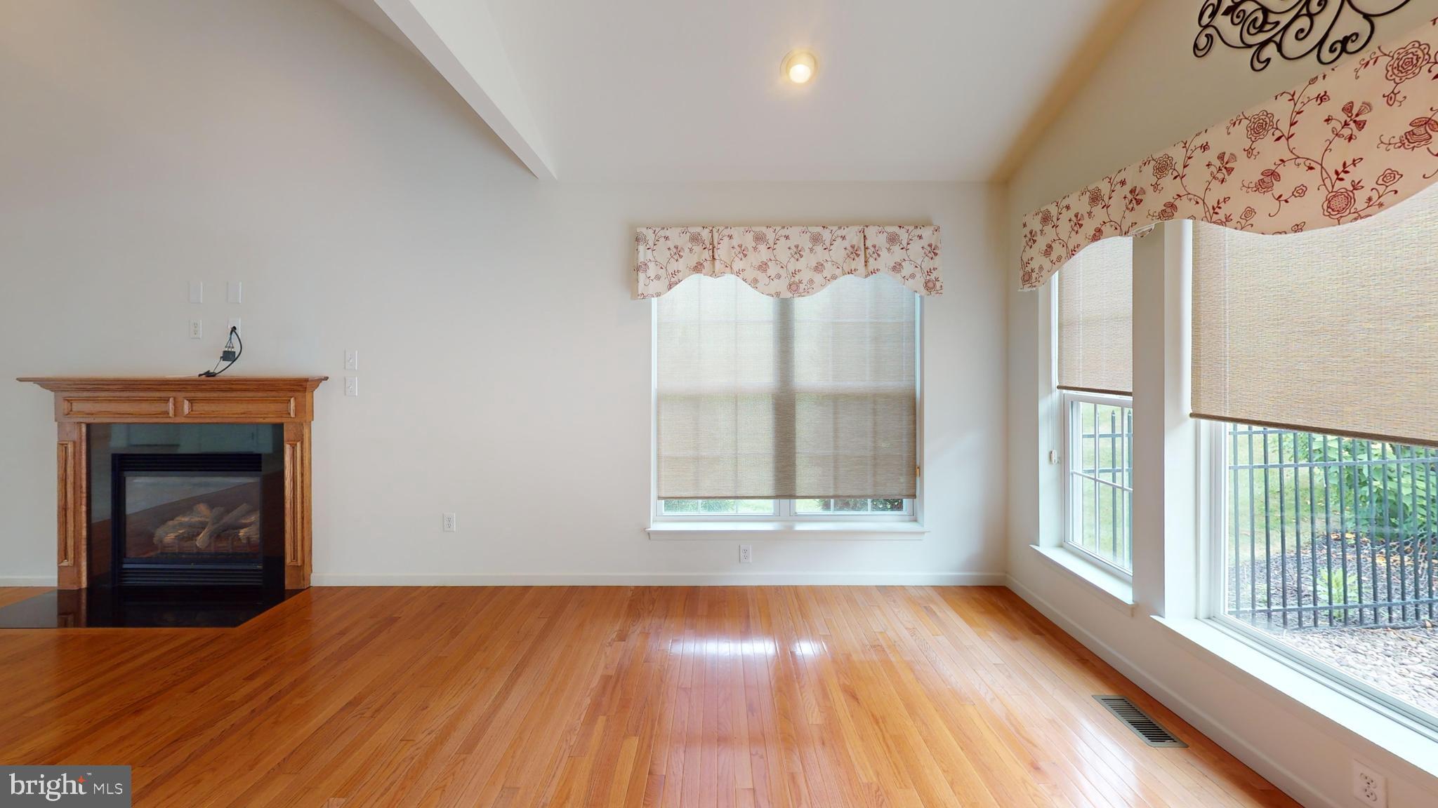 BLOSSOM HILL - Residential