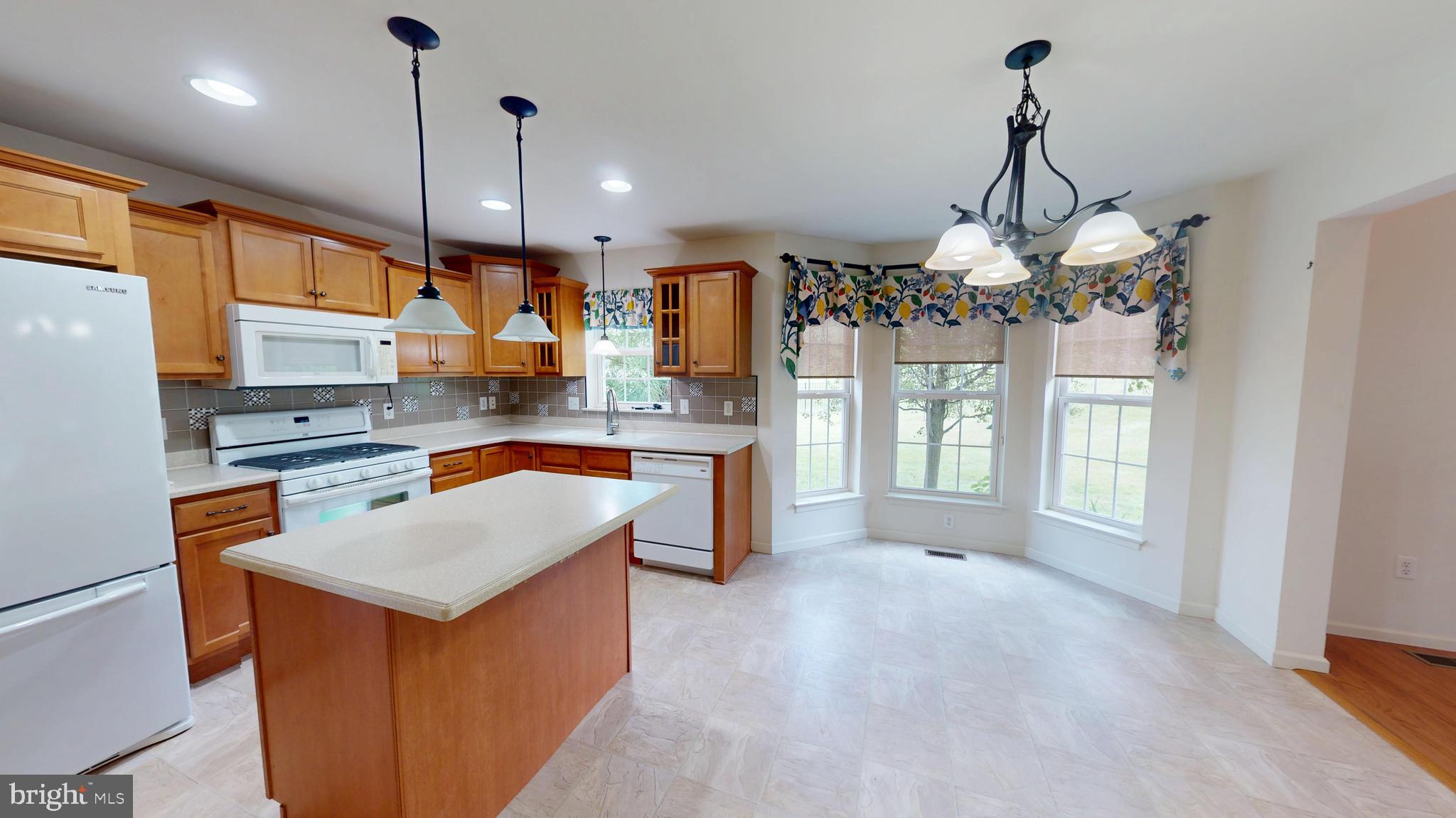 BLOSSOM HILL - Residential