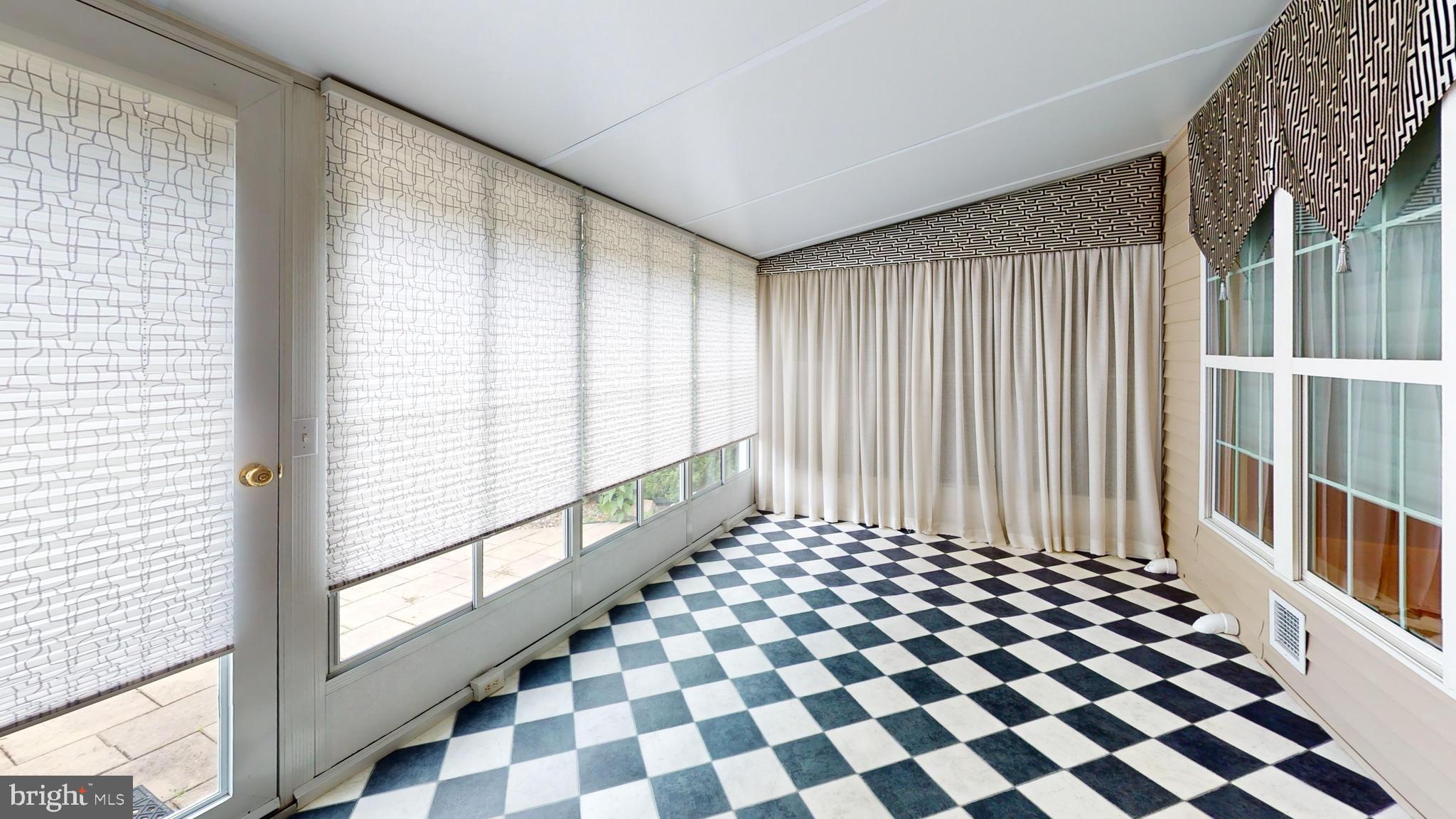 BLOSSOM HILL - Residential