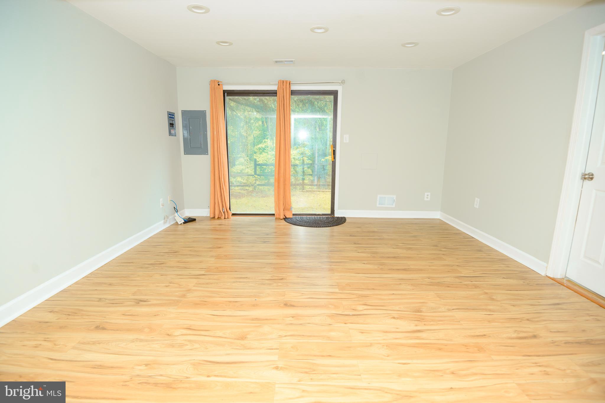 DORSEYS REGARD - Residential