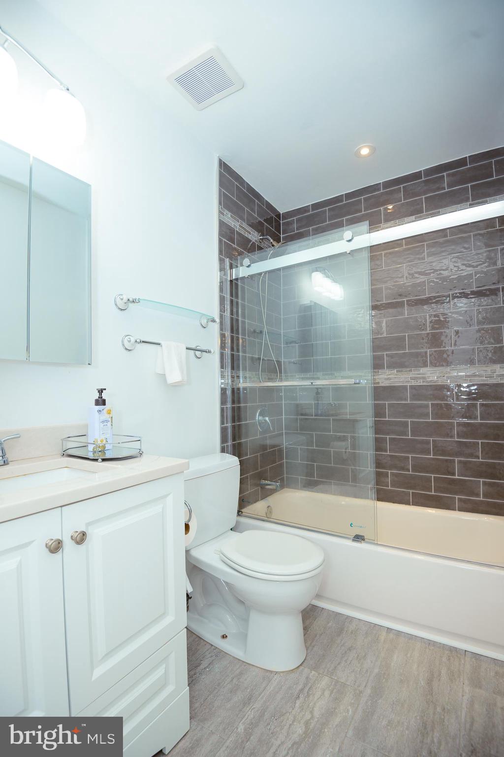 DORSEYS REGARD - Residential