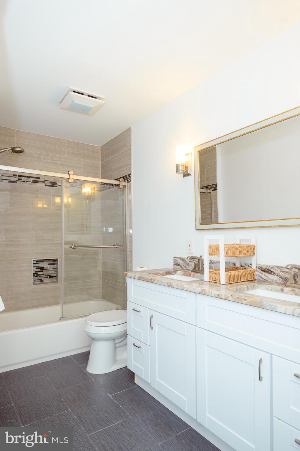 DORSEYS REGARD - Residential