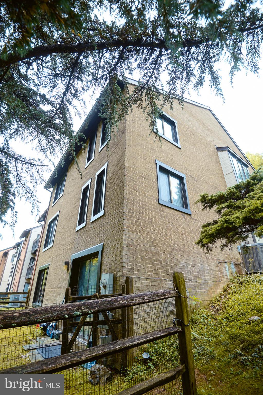 DORSEYS REGARD - Residential