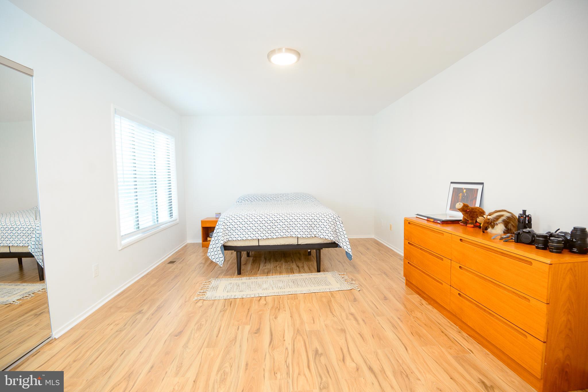 DORSEYS REGARD - Residential