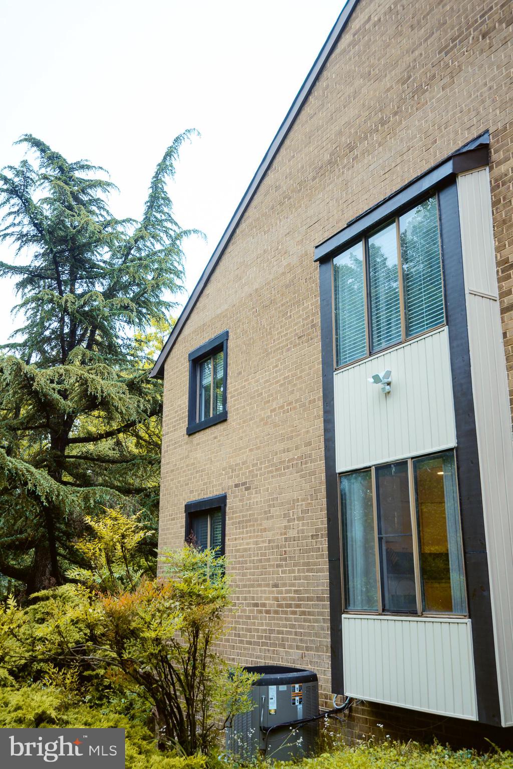 DORSEYS REGARD - Residential