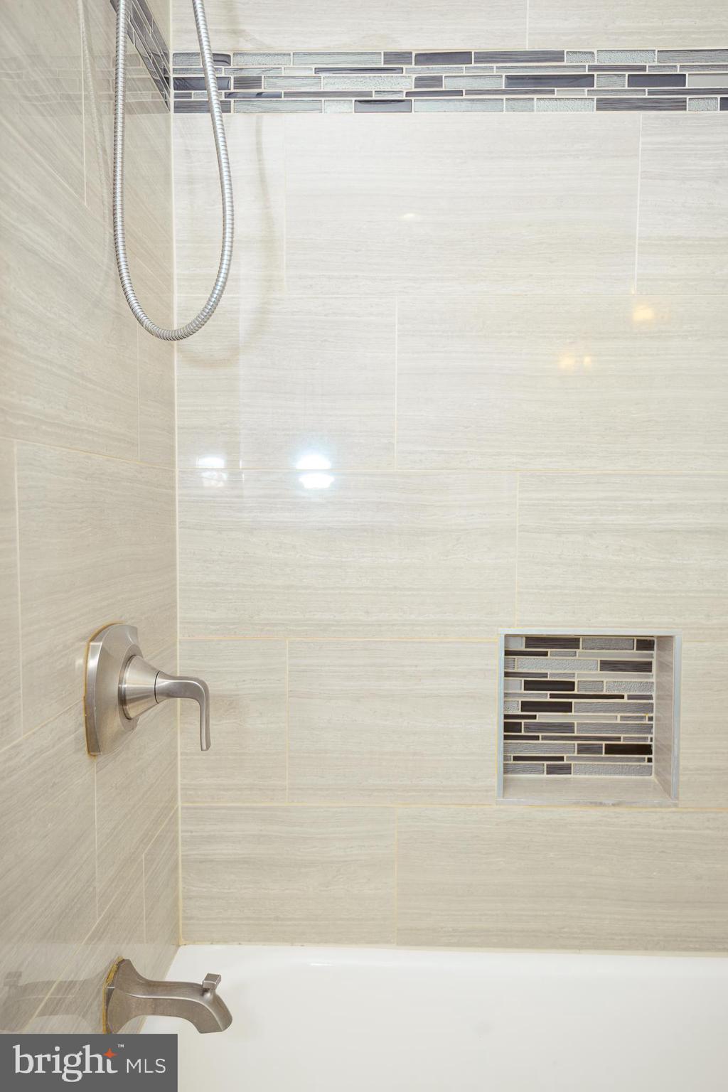 DORSEYS REGARD - Residential