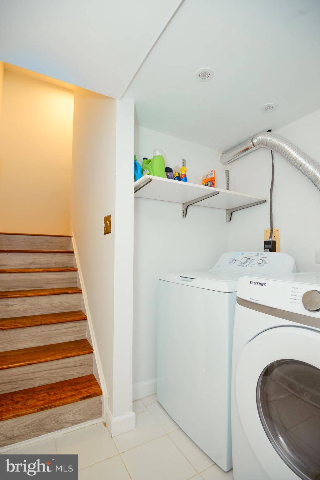 DORSEYS REGARD - Residential