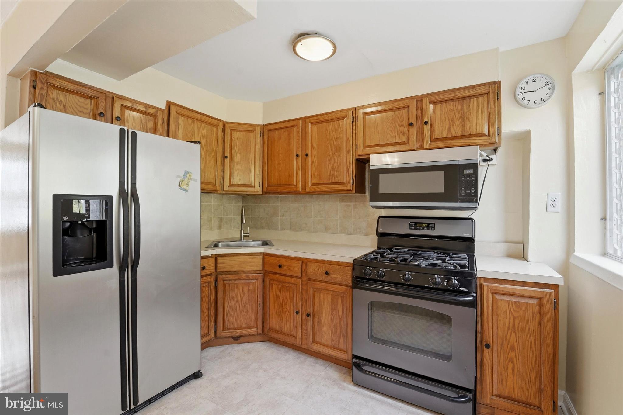 ROXBOROUGH - Residential