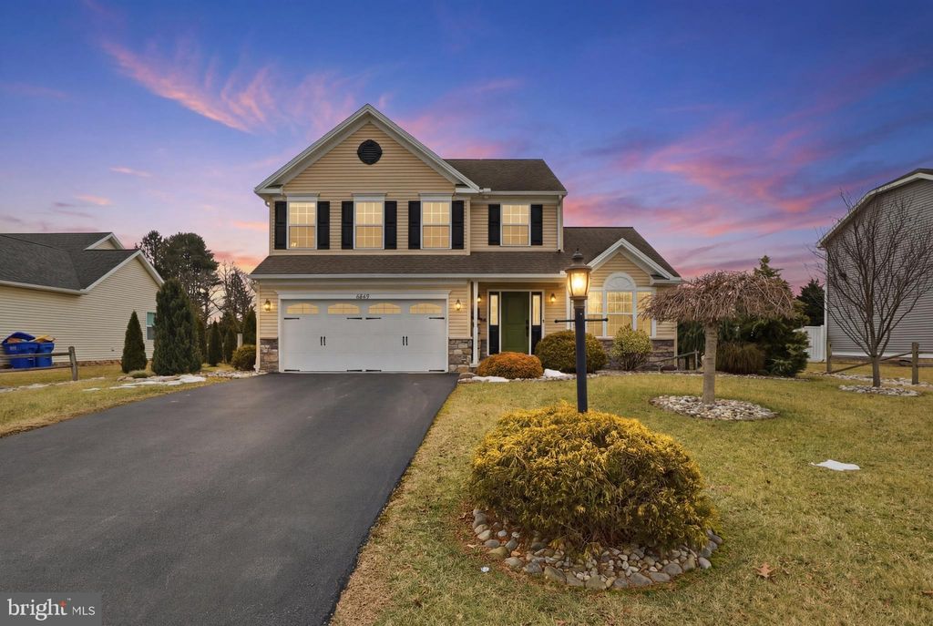 Photo of 6083 Jennifer Lane, SPRING GROVE, PA 17362 (MLS # PAYK2098598)