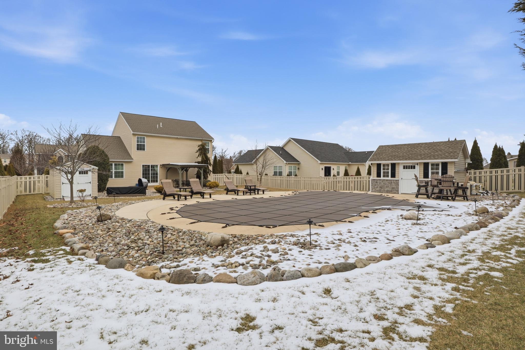 PAHAGACO HILLS - Residential