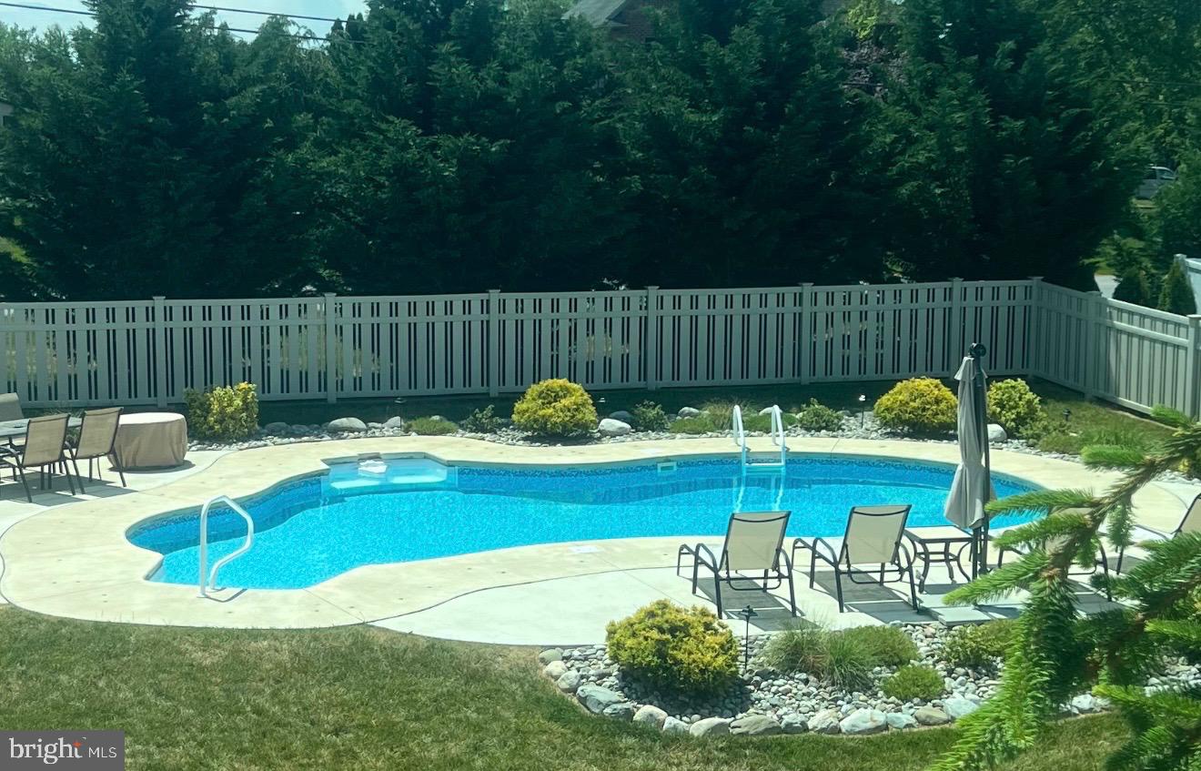 PAHAGACO HILLS - Residential