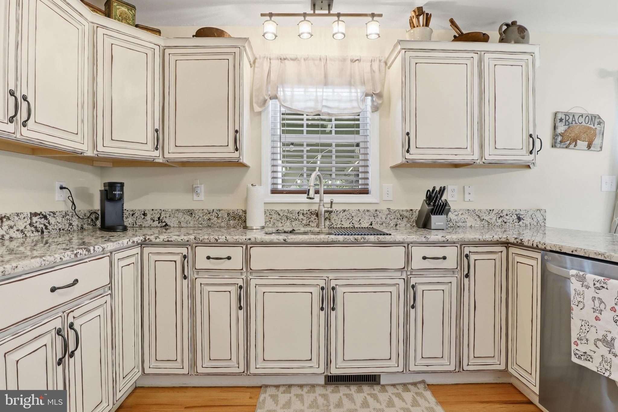 PAHAGACO HILLS - Residential