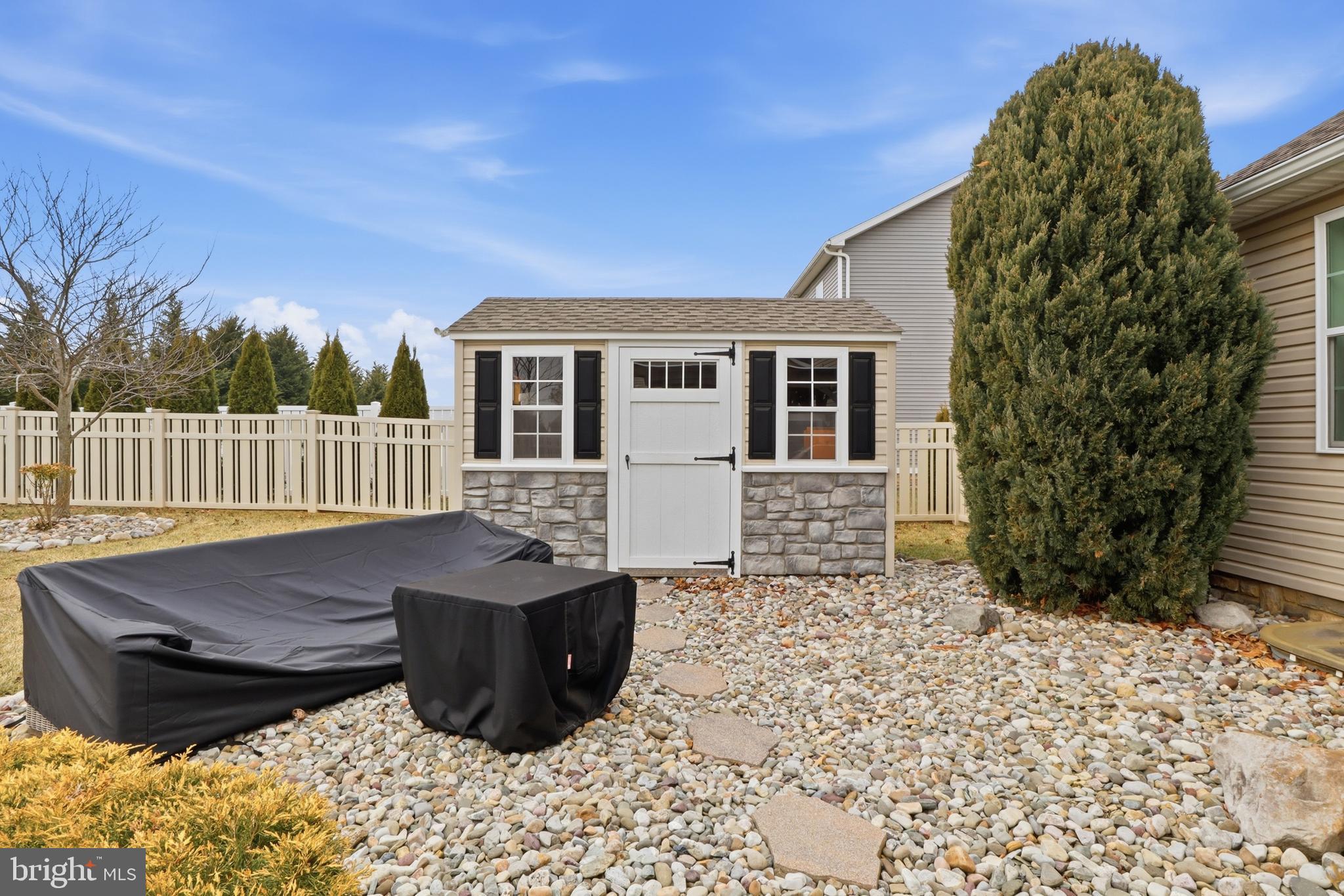 PAHAGACO HILLS - Residential