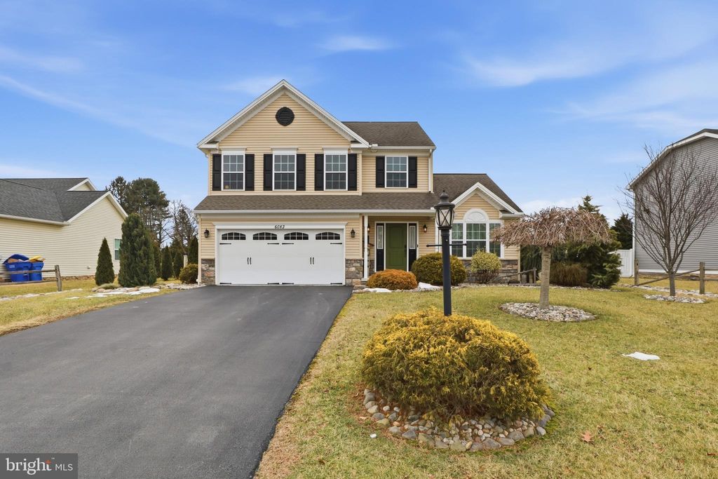 Photo of 6083 Jennifer Lane, SPRING GROVE, PA 17362 (MLS # PAYK2098598)