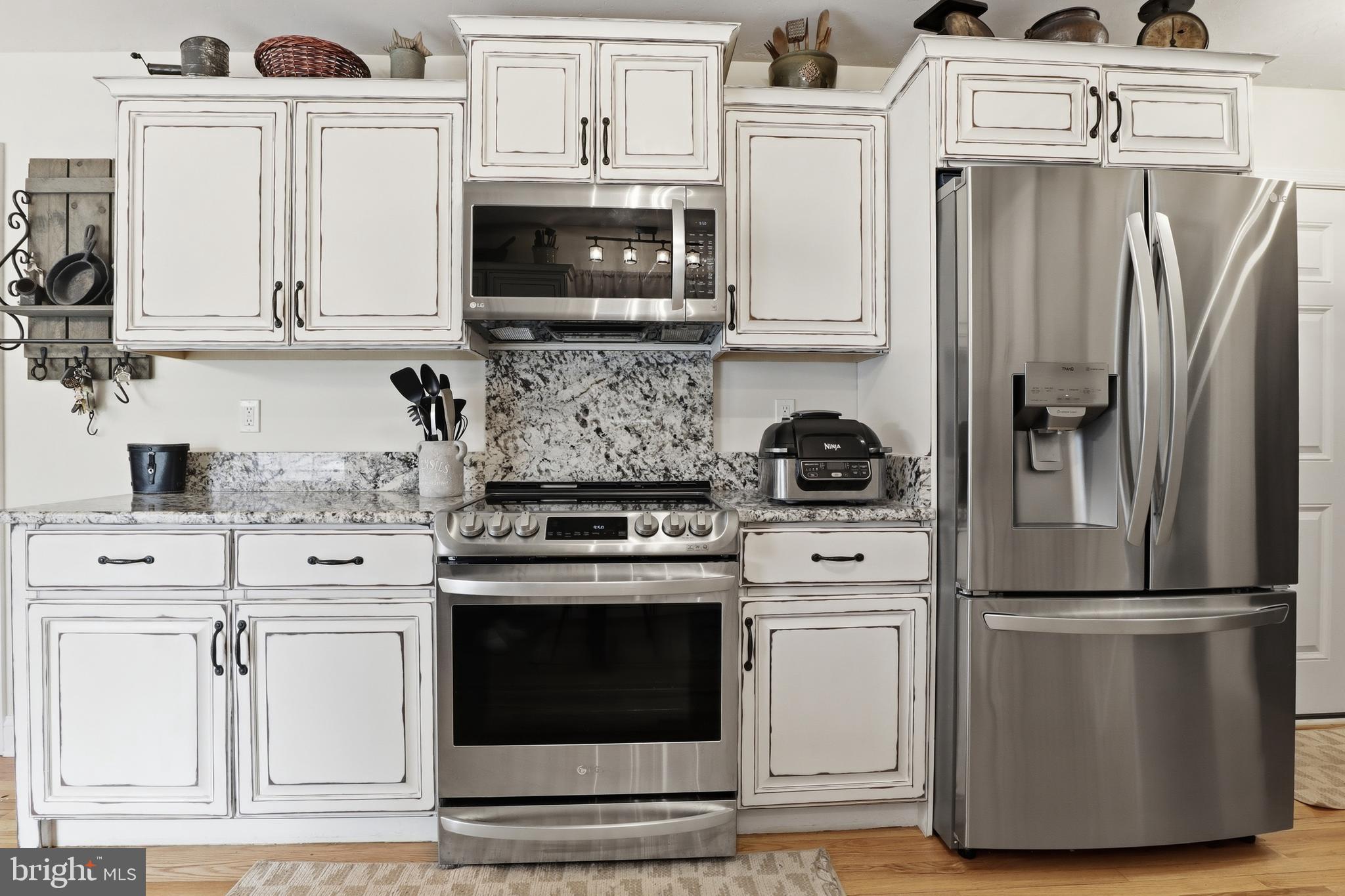 PAHAGACO HILLS - Residential