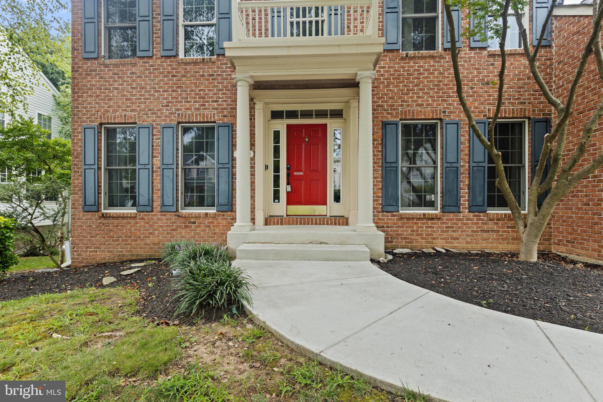 2400 SUMMERSHADE COURT