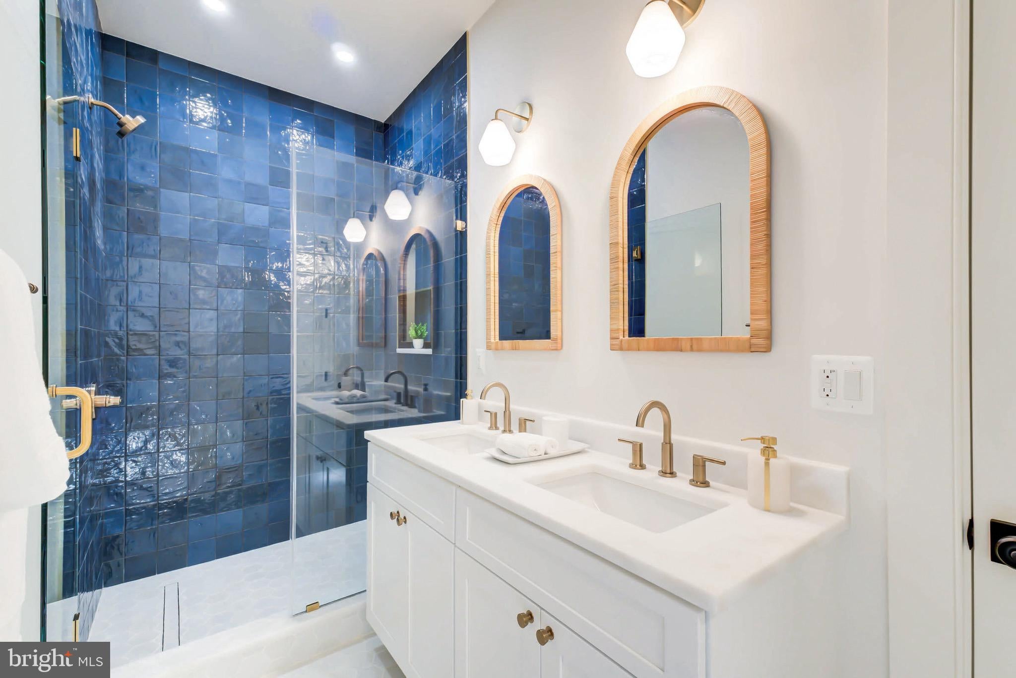 7102 Alger Rd, Falls Church, VA, 22042, USA, 5 Bedrooms Bedrooms, ,5 BathroomsBathrooms,Residential,Active,7102 Alger Rd,VAFX2322132