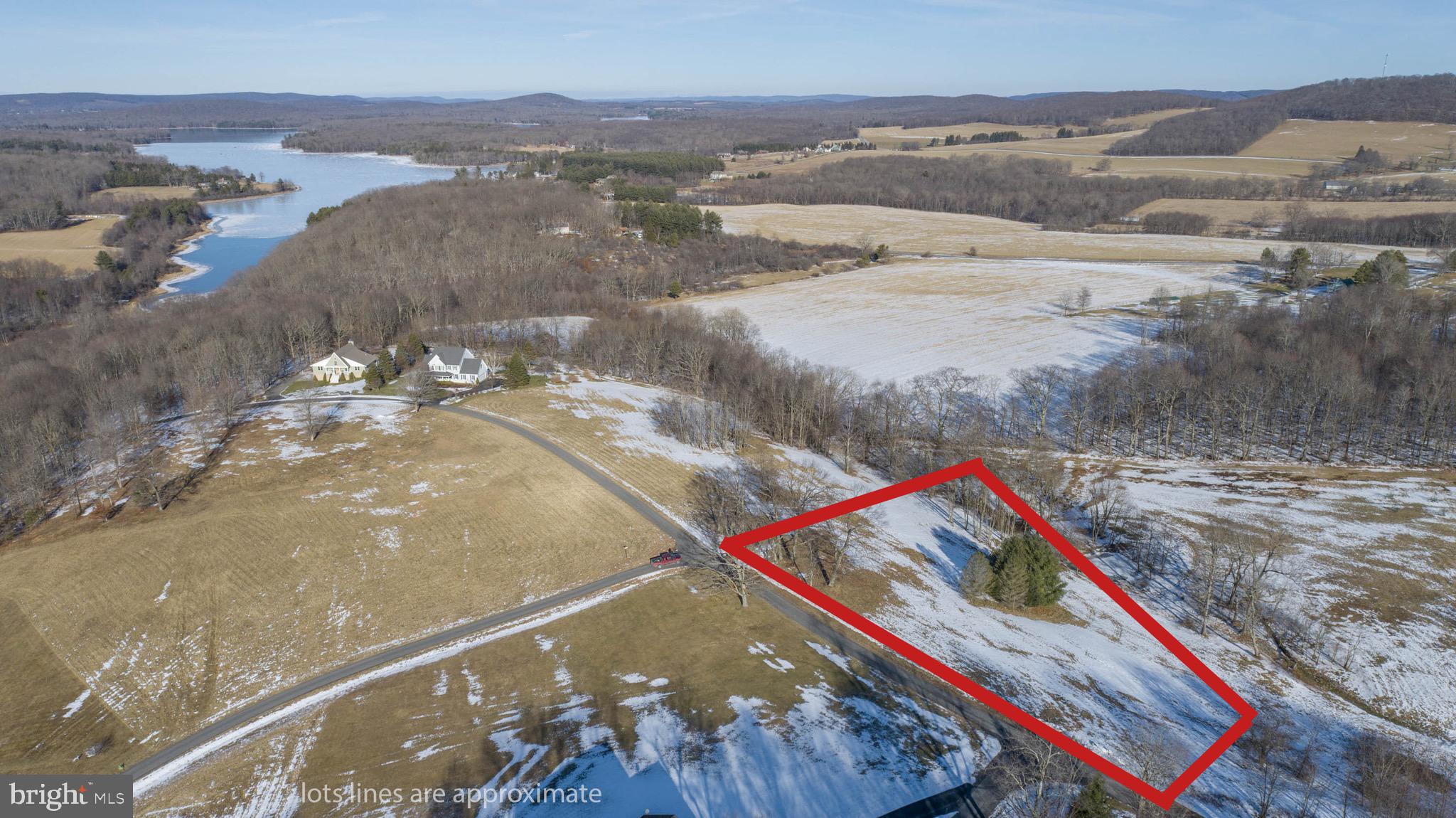 Affordable lake access building lot! Approved perc for a 4 bedroom dwelling, walkable access to Deep Creek Lake, and located in a gorgeous setting surrounded by beautiful homes and landscape. No short term vacation rentals in this community. Close to all area amenities such as Wisp Resort, Swallow Falls, Deep Creek Lake State Park, & more!