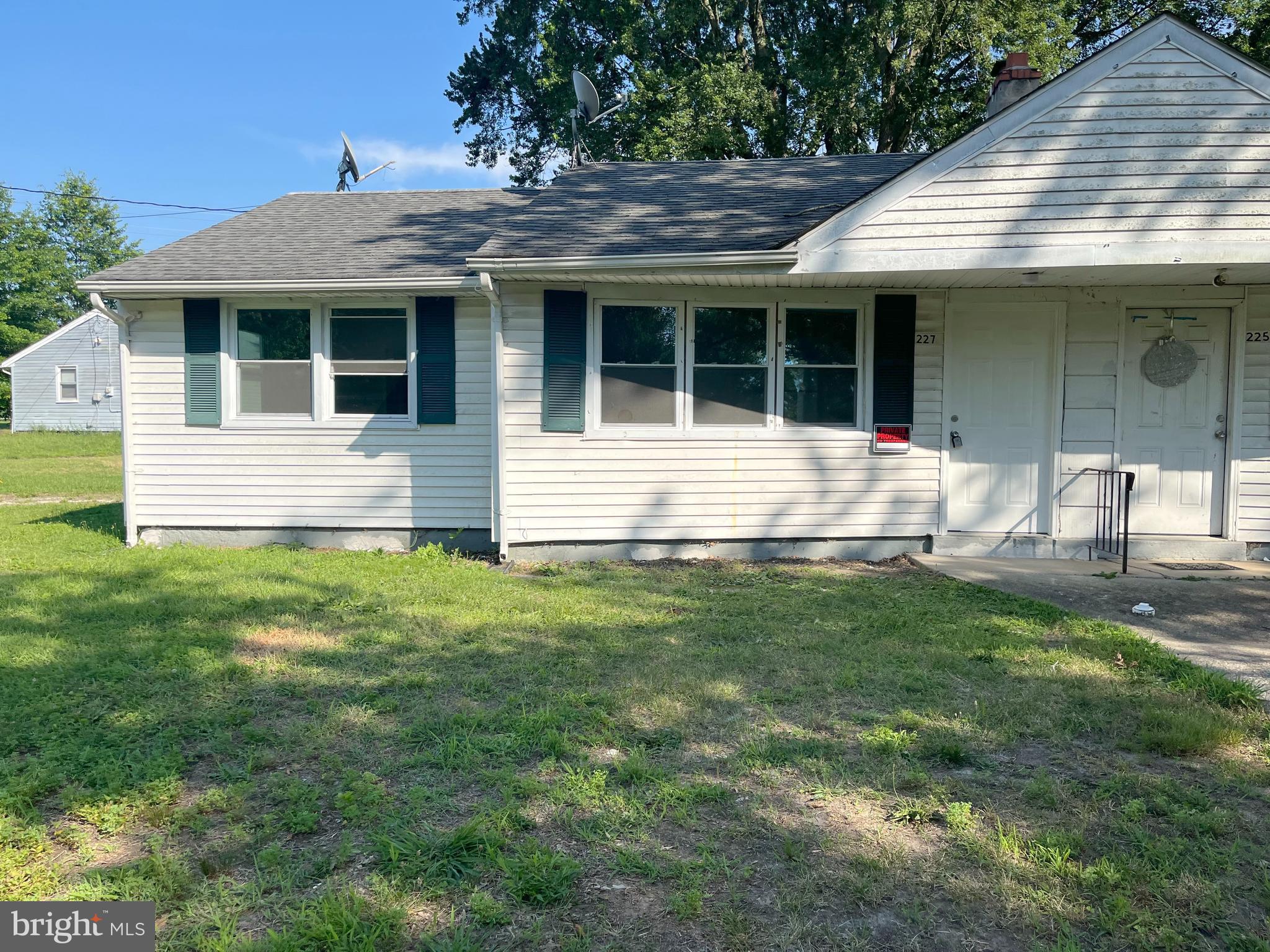 227 KINSLEY ROAD