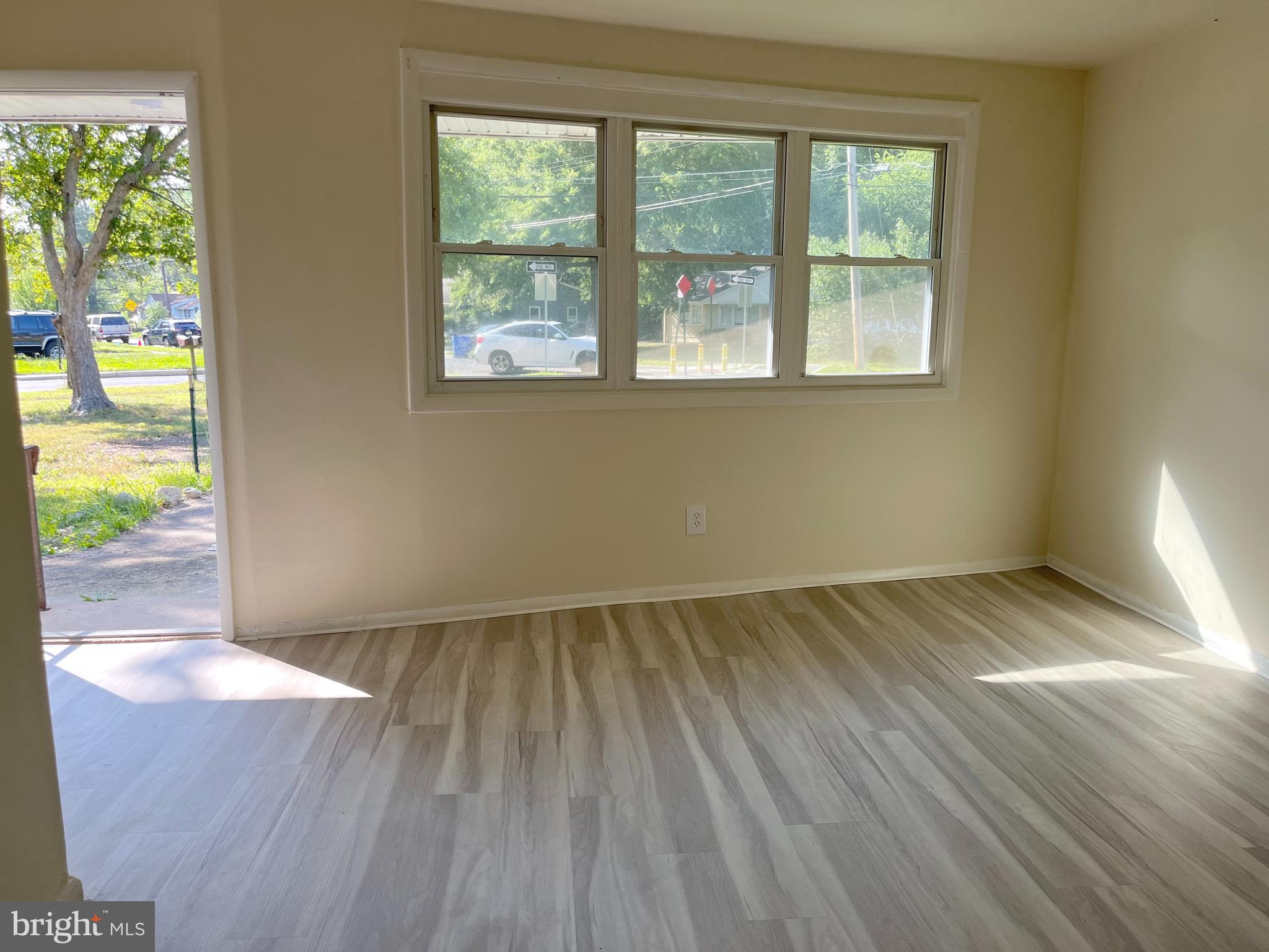 227 KINSLEY ROAD
