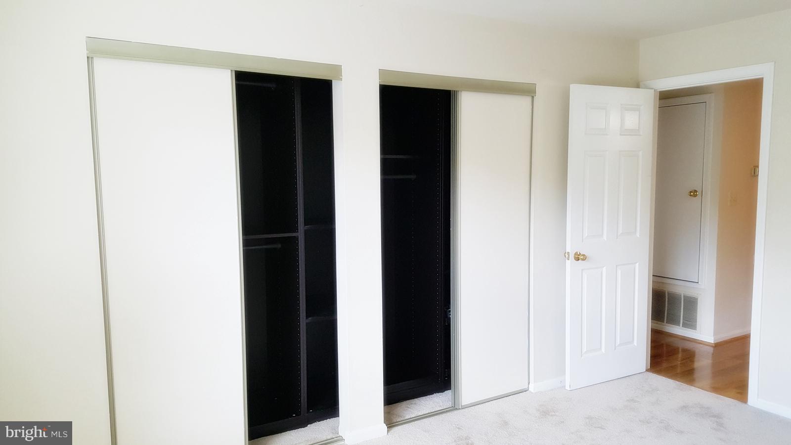 STRATFORD PLACE AT KINGS - Residential