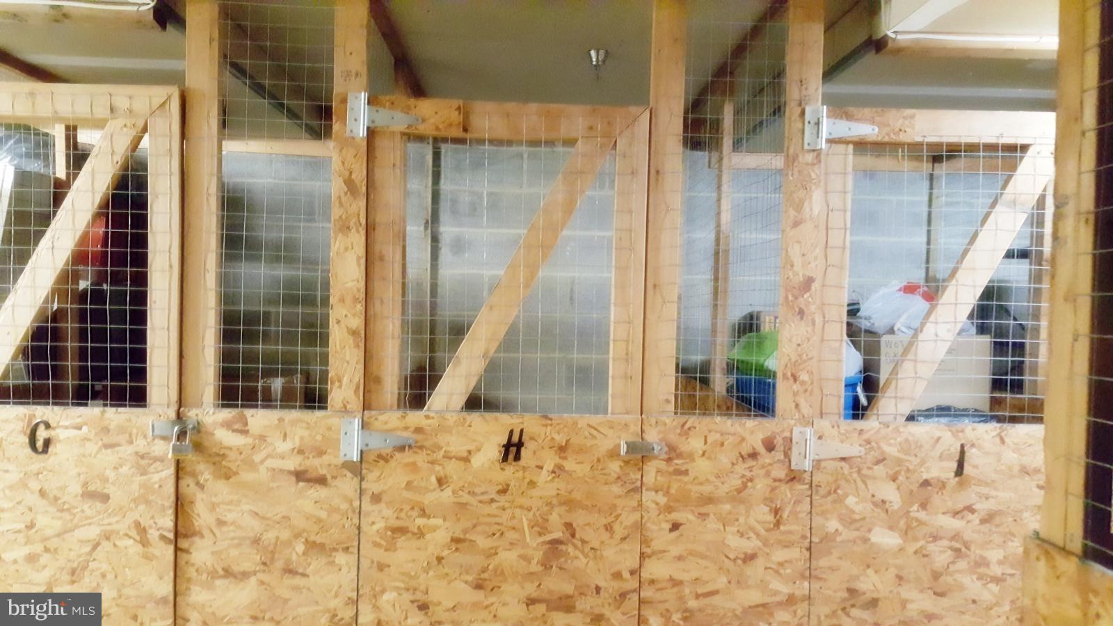 STRATFORD PLACE AT KINGS - Residential