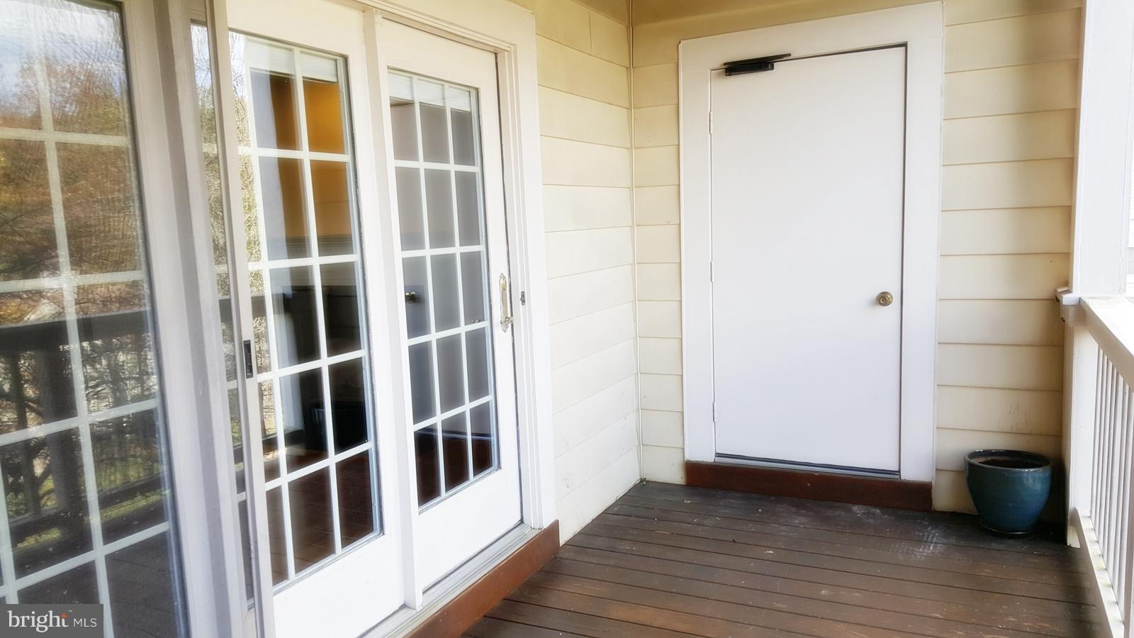 STRATFORD PLACE AT KINGS - Residential