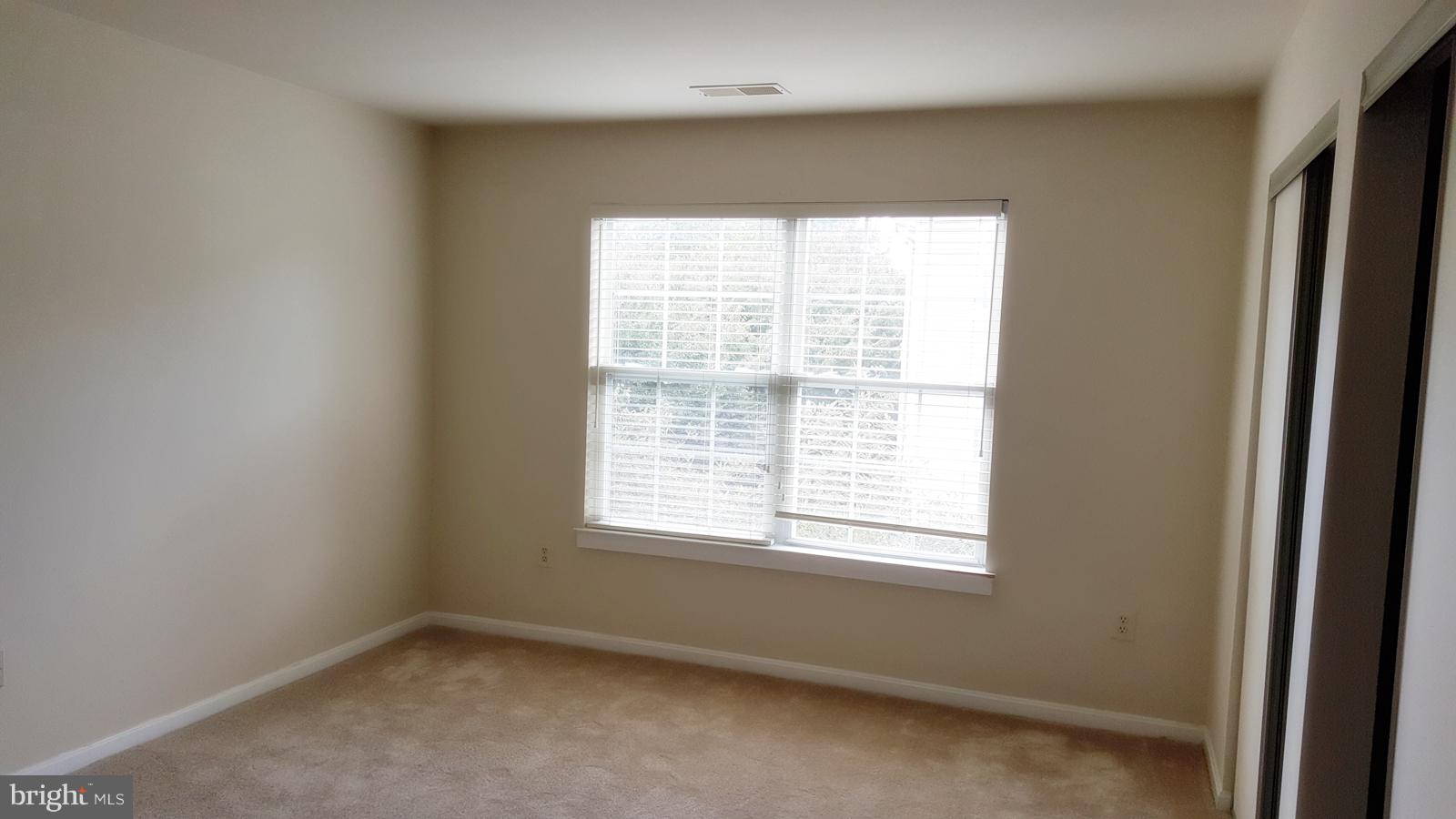 STRATFORD PLACE AT KINGS - Residential