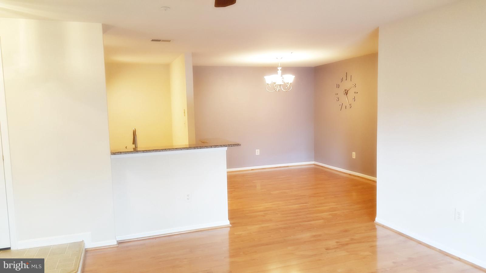 STRATFORD PLACE AT KINGS - Residential