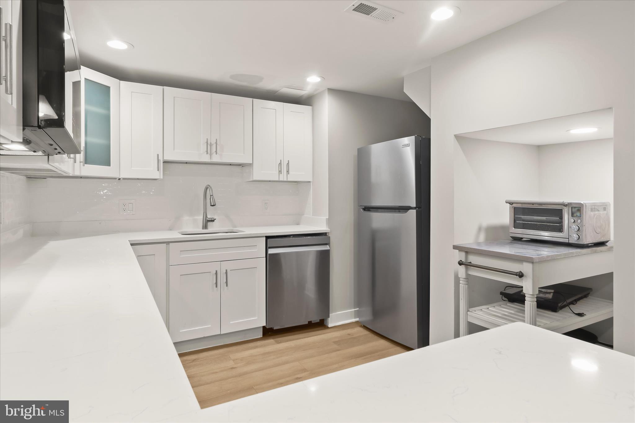 ALLVIEW ESTATES - Residential