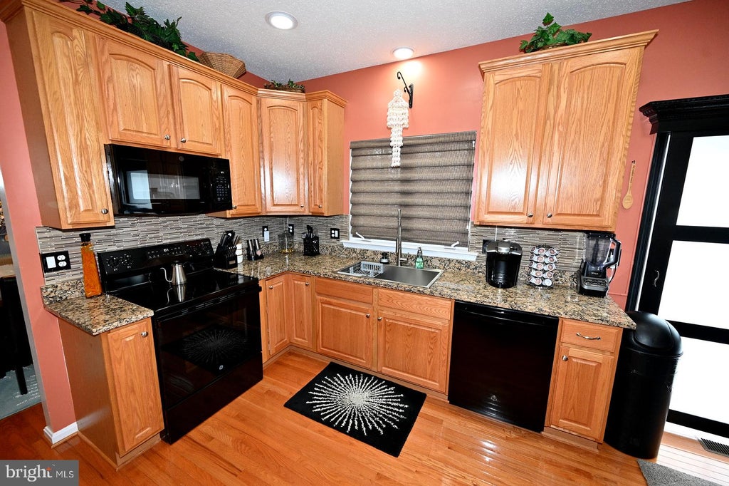 Photo of 116 Mcphee Lane, LA PLATA, MD 20646 (MLS # MDCH2057208)