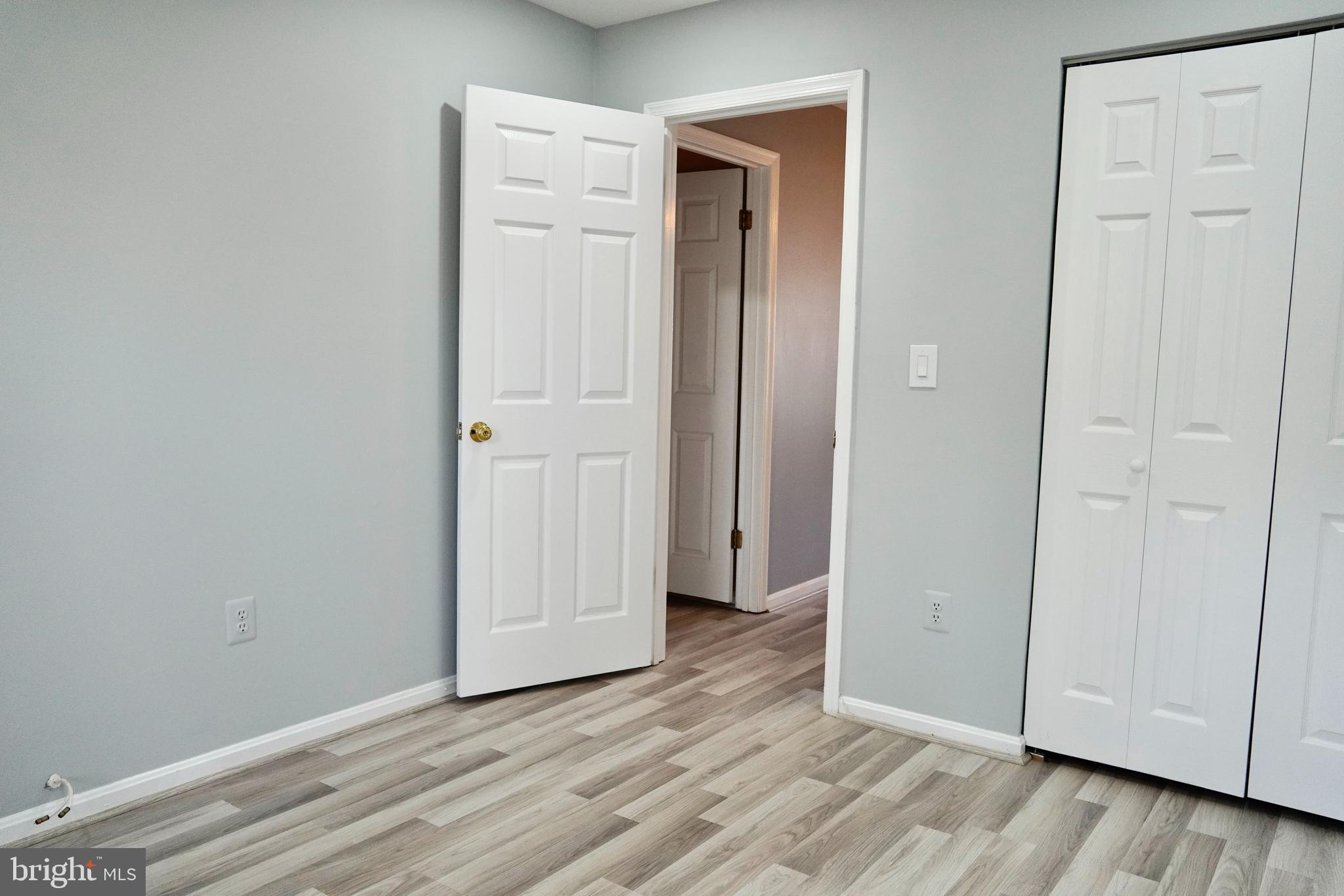 PRINCETON SQUARE - Residential Lease