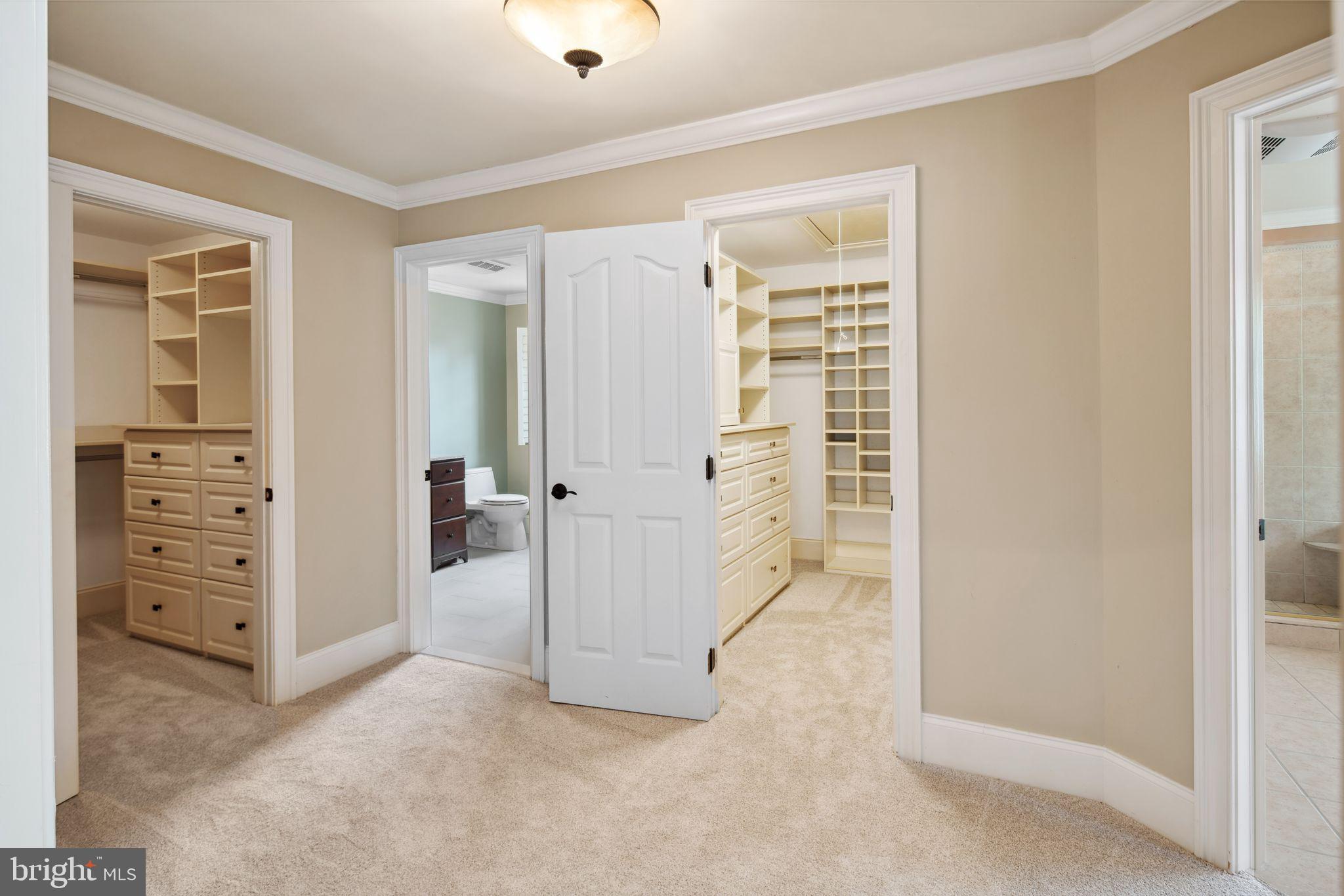 BLACKBERRY HILL - Residential