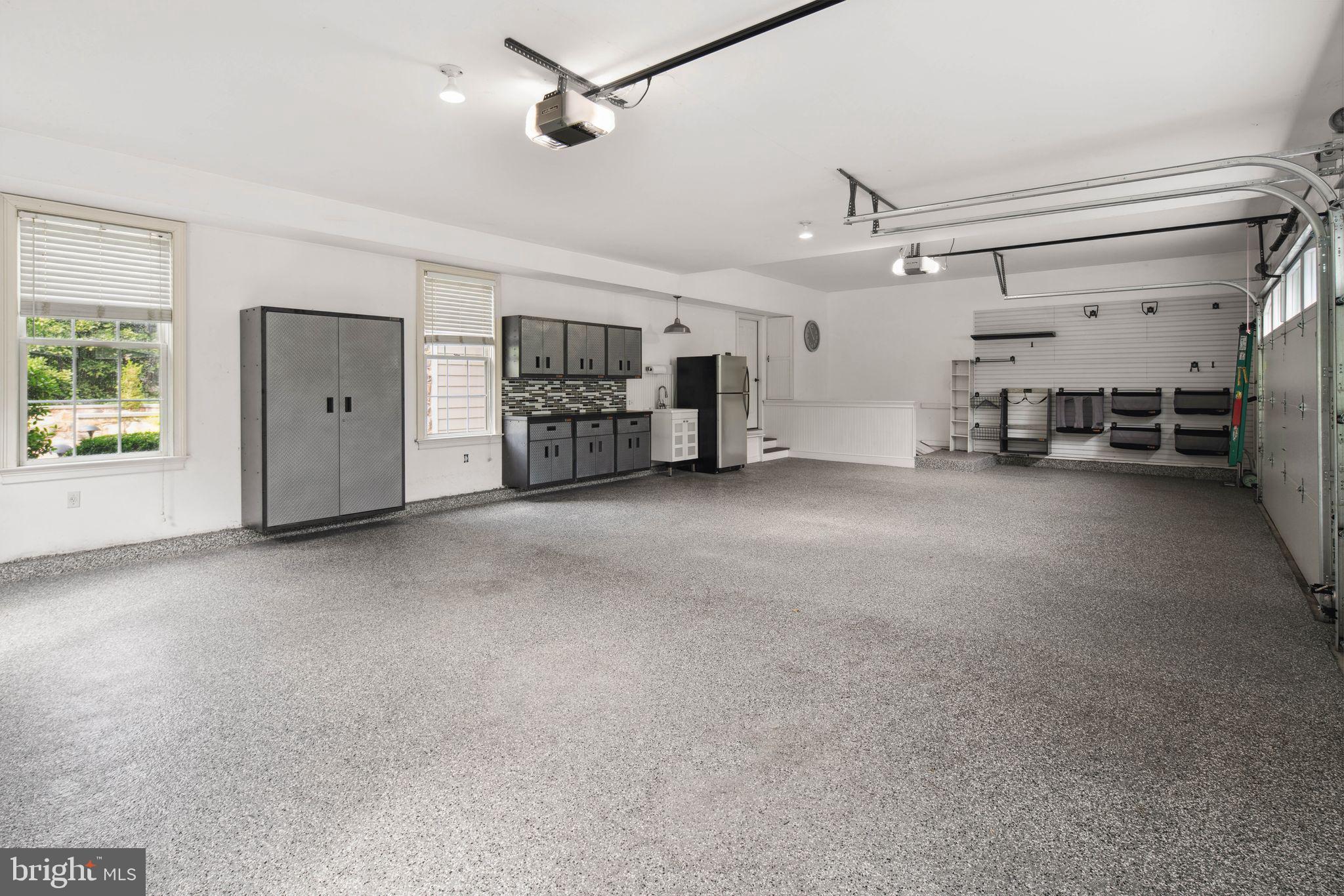 BLACKBERRY HILL - Residential