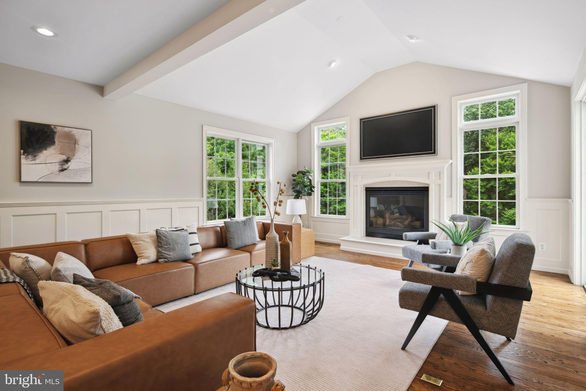 BLACKBERRY HILL - Residential