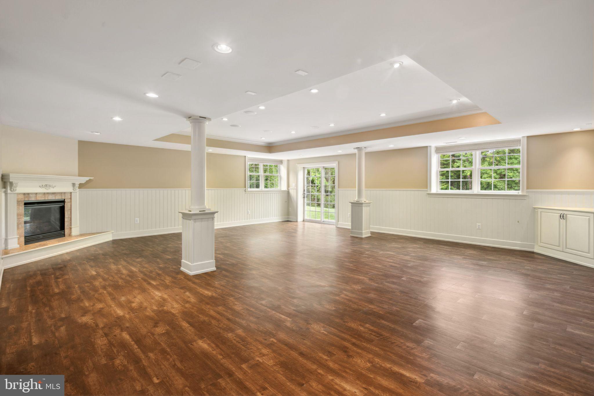 BLACKBERRY HILL - Residential