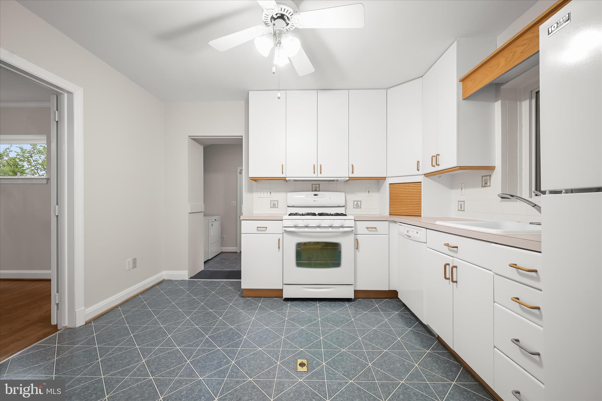 CATONSVILLE - Residential