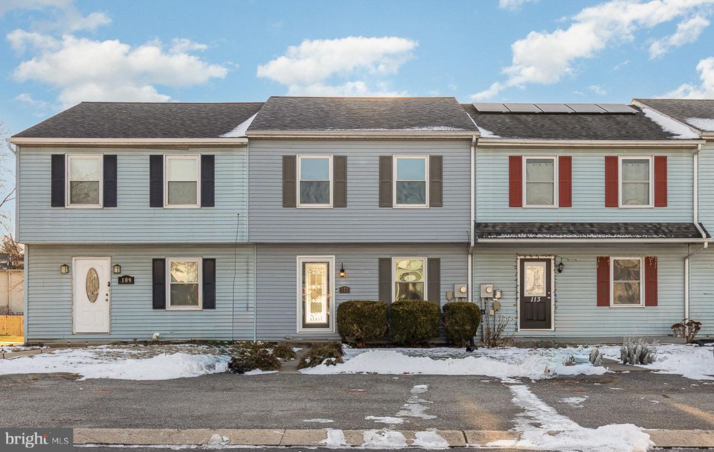 Photo of 111 Stone House Lane, COLUMBIA, PA 17512 (MLS # PALA2062944)