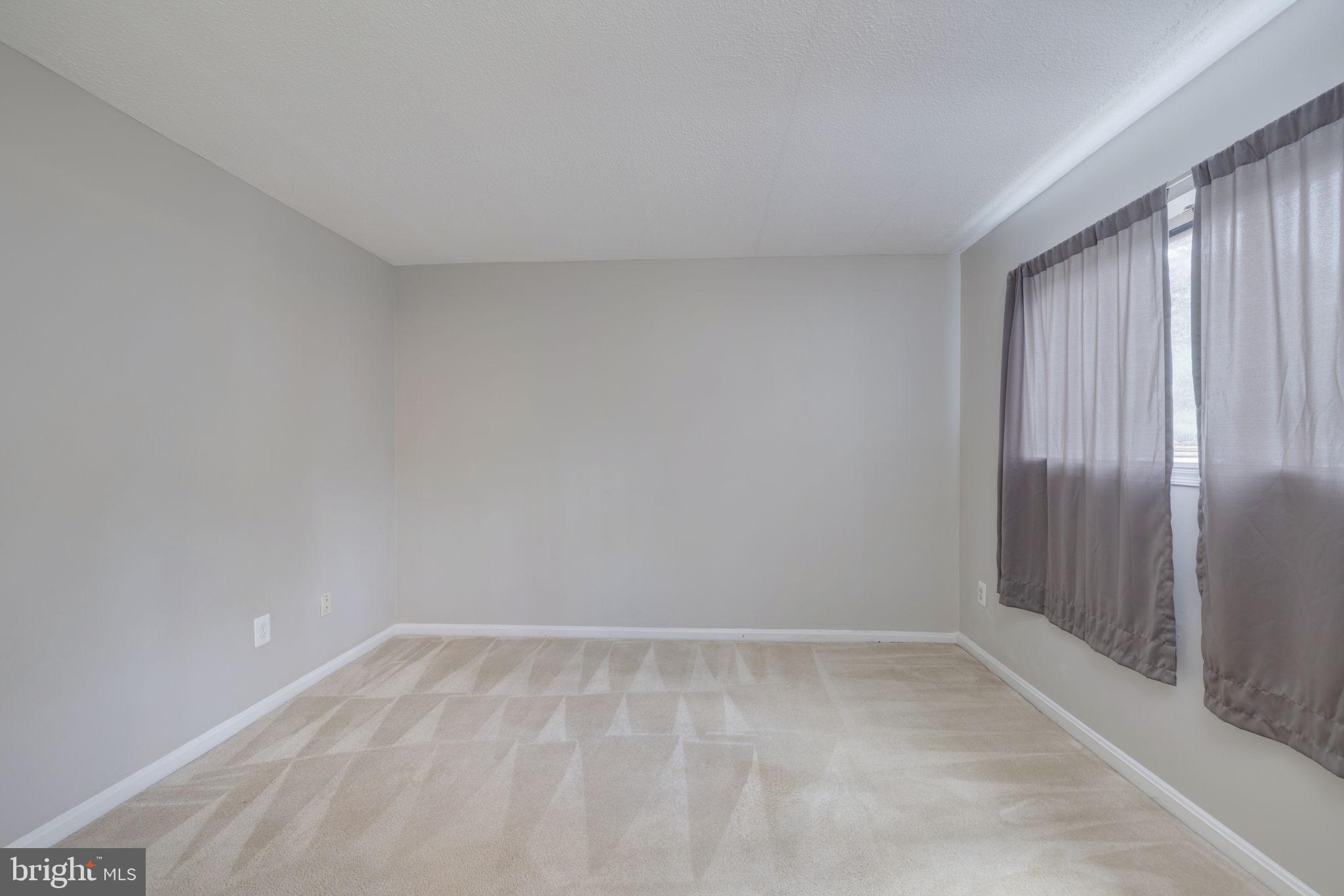 BEDFORD PARK - Residential Lease