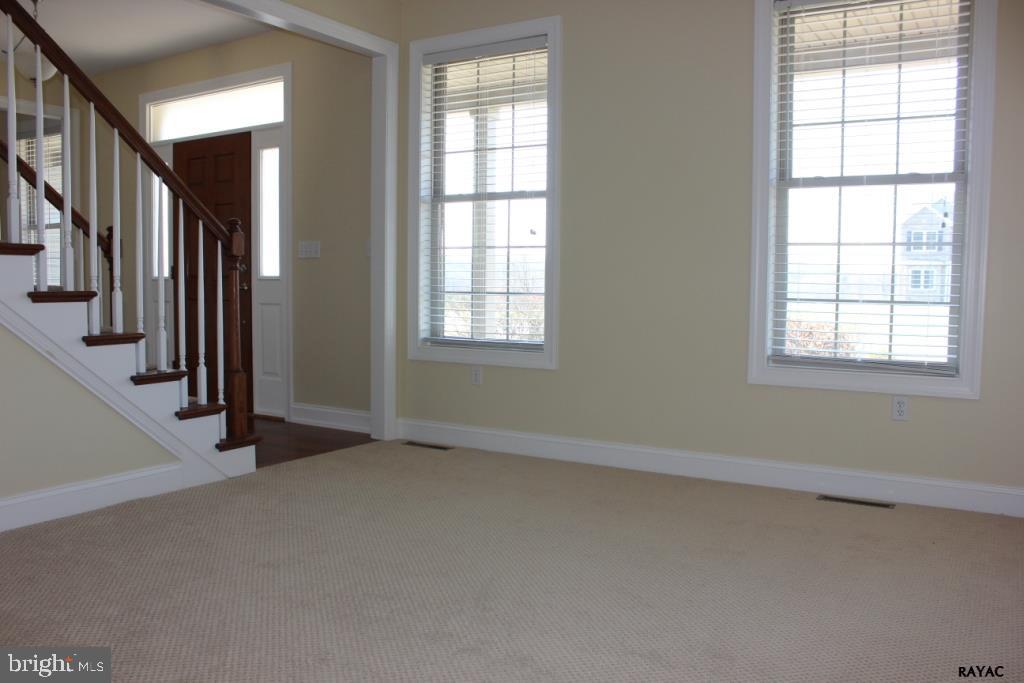DEERFIELD CROSSING - Residential