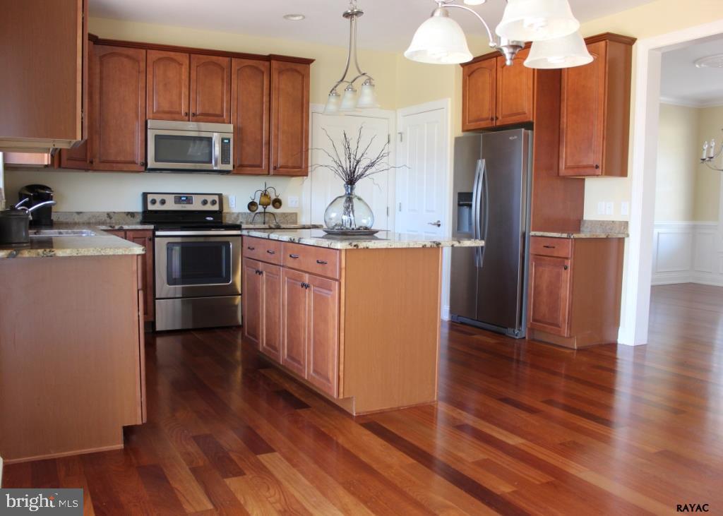 DEERFIELD CROSSING - Residential