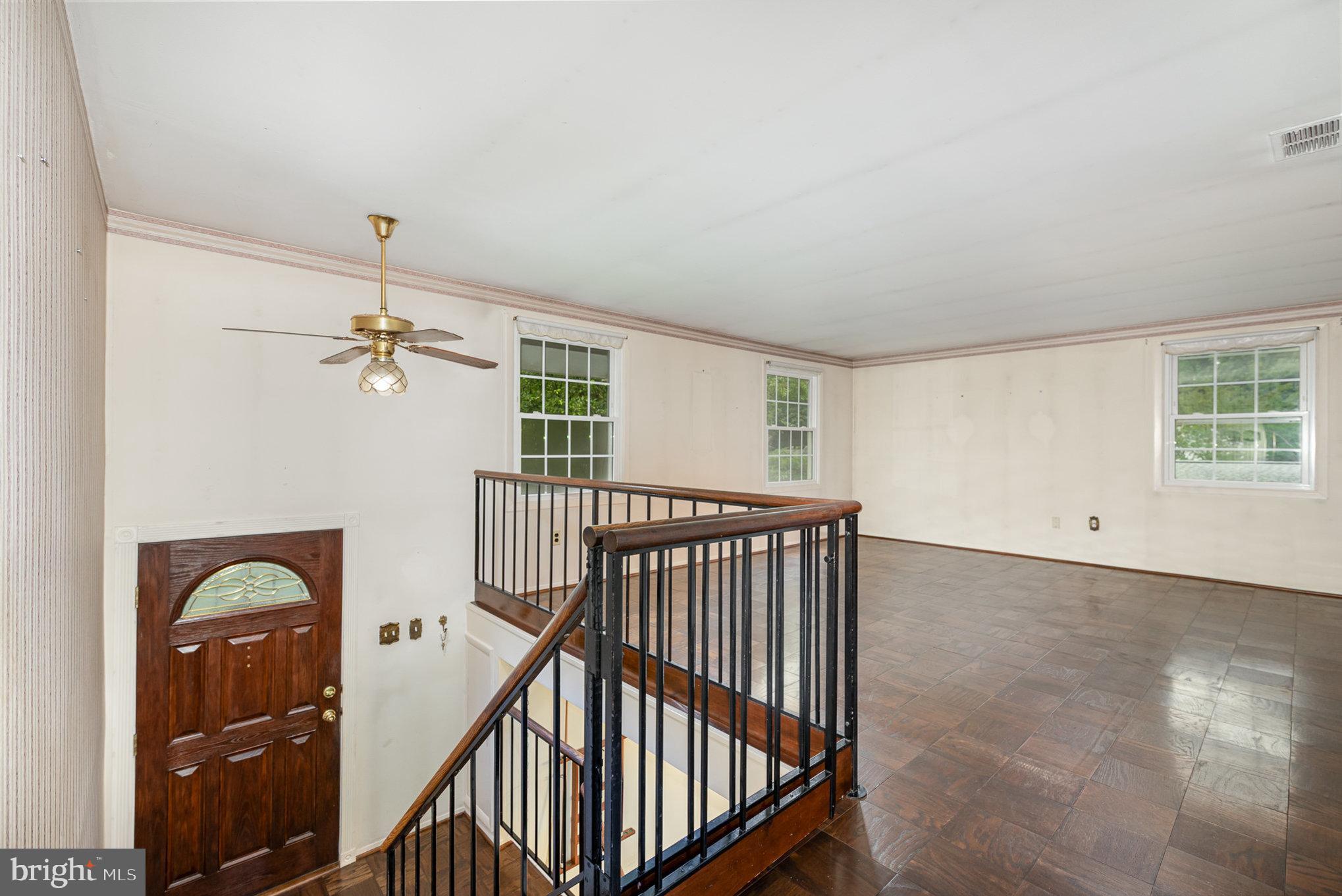 304 BLACKBURN COURT