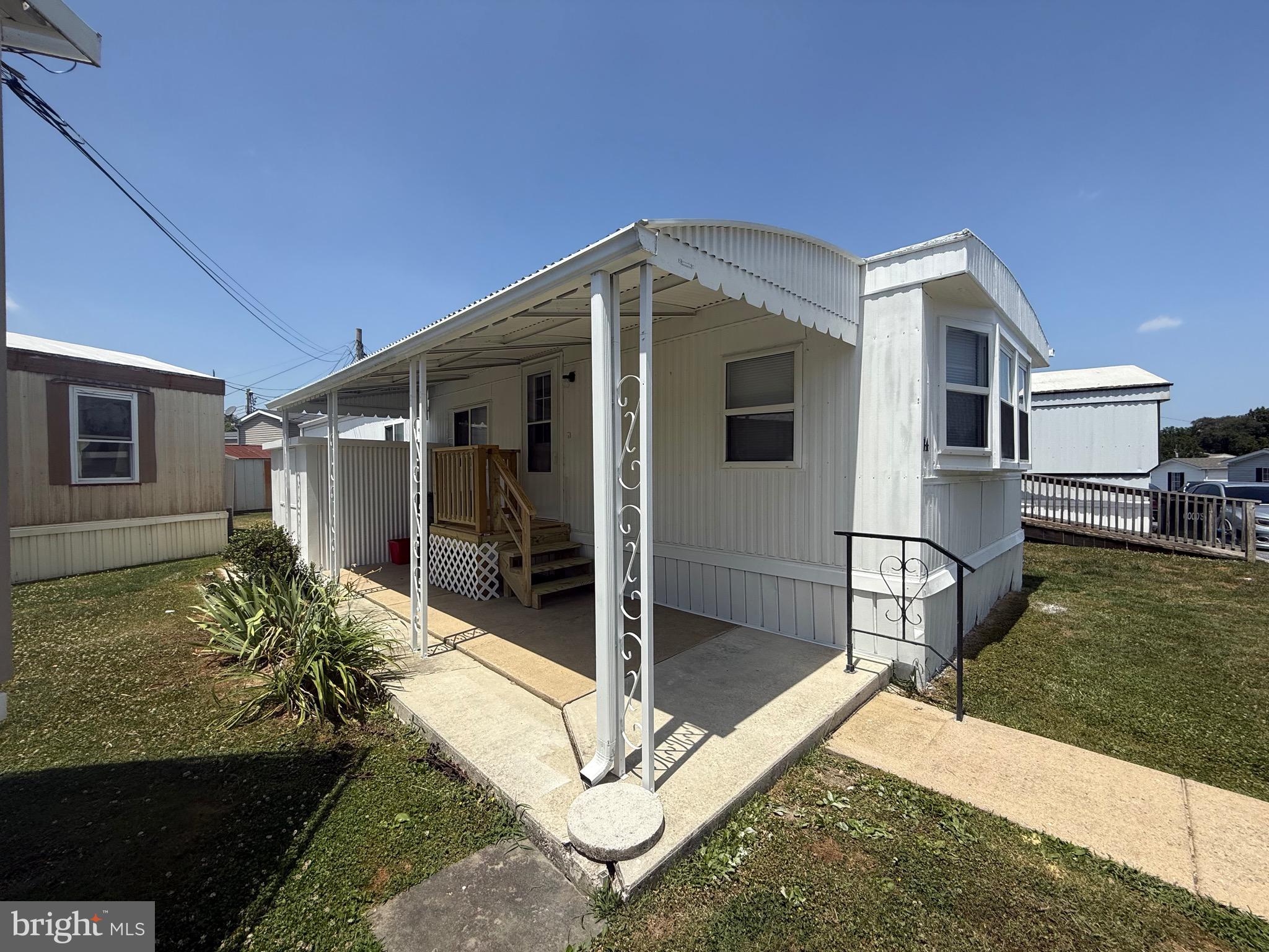 14 HILLTOP AVENUE