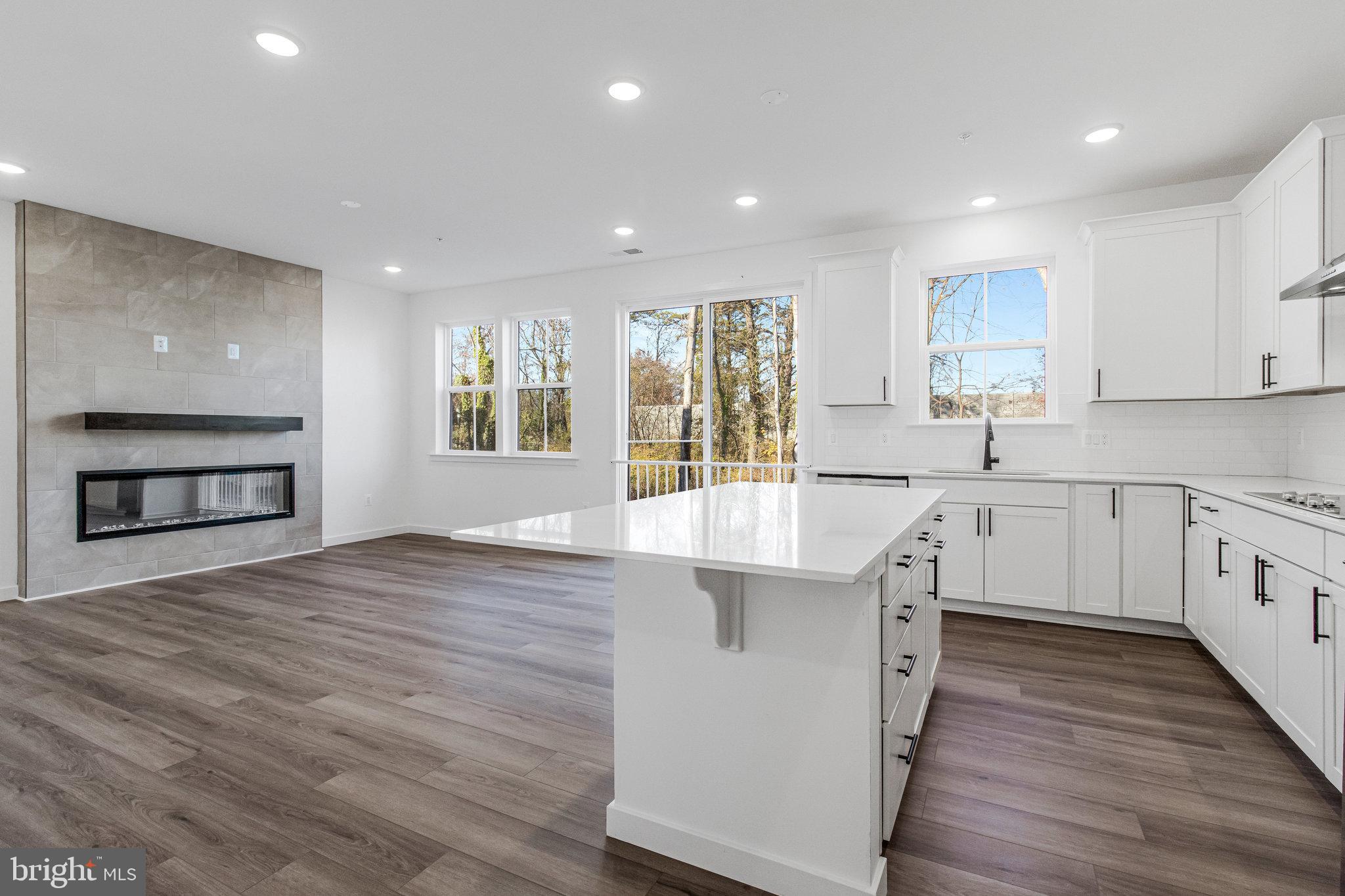 ENCLAVE AT ARUNDEL HILLS - Residential