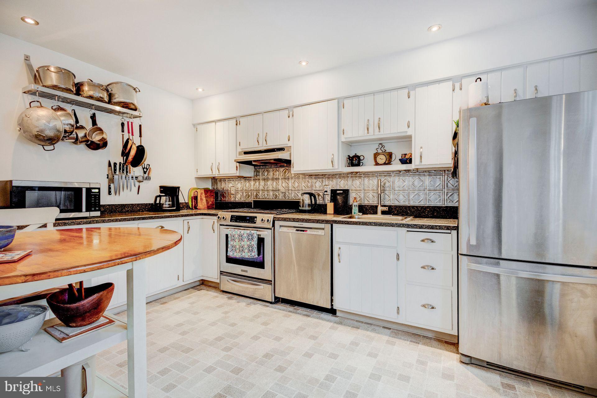ARDSLEY - Residential