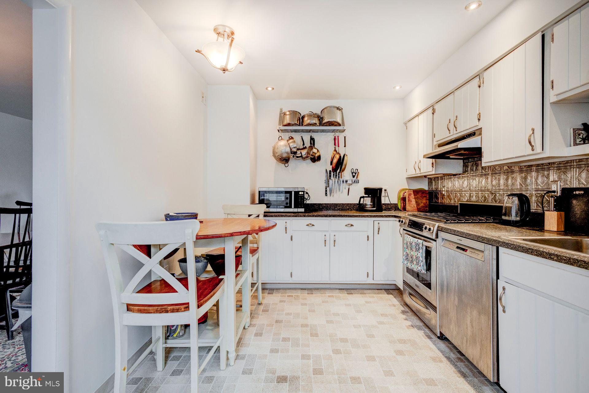 ARDSLEY - Residential