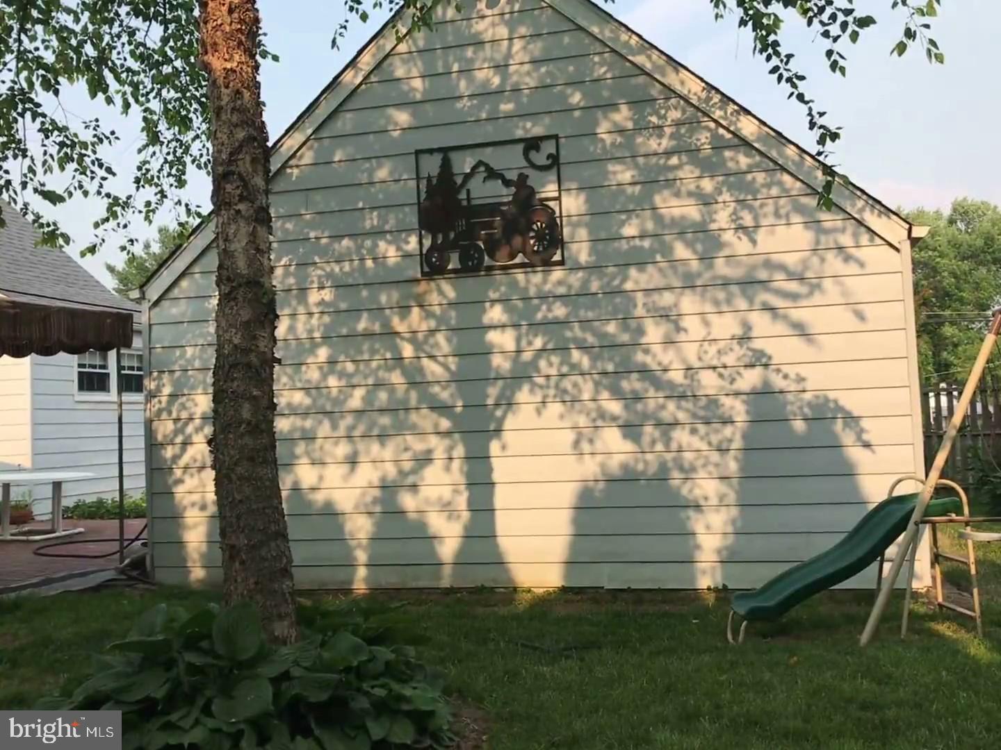 ARDSLEY - Residential