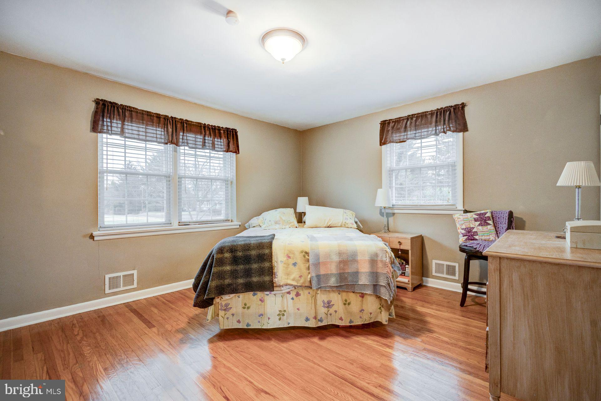 ARDSLEY - Residential