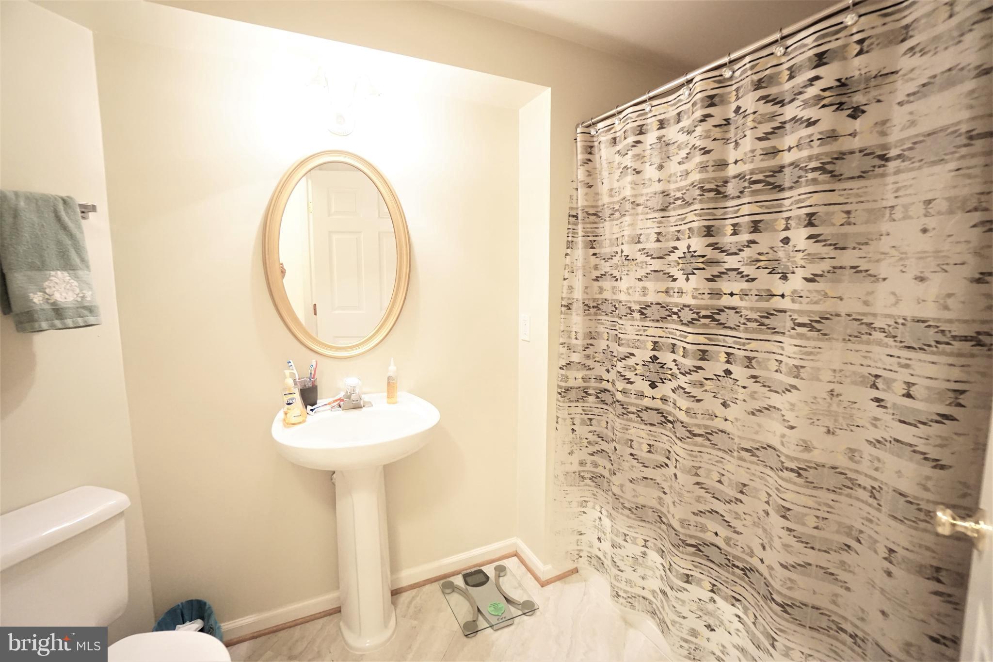 BALLENGER CROSSING - Residential